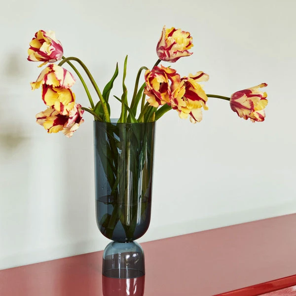 HAY Vase Bottoms Up L Bleu Marine 3 HAY Vase Bottoms Up L Bleu Marine