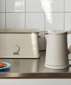 HAY Bollitore Kettle By Sowden 12 HAY Bollitore Kettle By Sowden