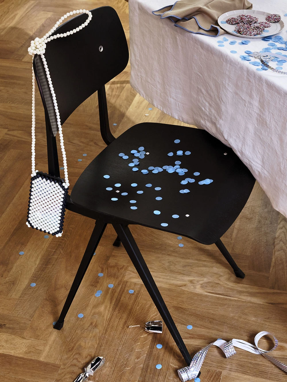 HAY Milk Perla Phone Holder 6 HAY Milk Perla Phone Holder