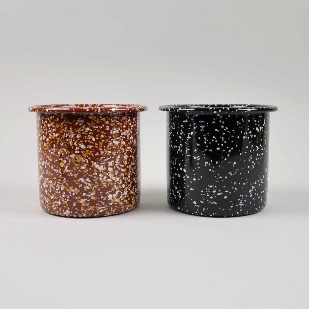 HAY Enamel Herb Pot - Sprinkle Black 8 HAY Enamel Herb Pot - Sprinkle Black