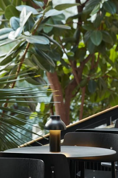 HAY Pc Portable Tafellamp Zwart 3 HAY Pc Portable Tafellamp Zwart