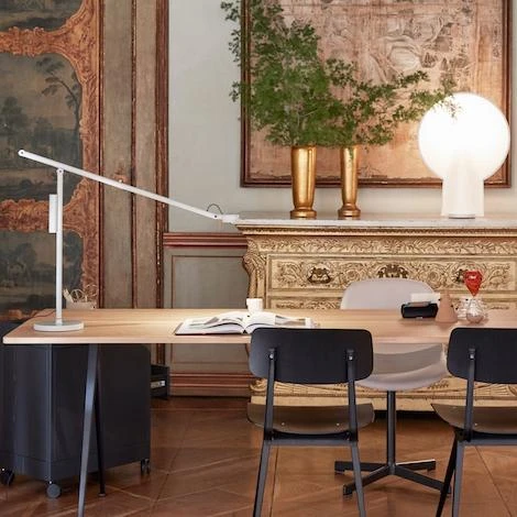 HAY Lampe De Table Fifty Fifty Mini Gris Clair 5 HAY Lampe De Table Fifty Fifty Mini Gris Clair