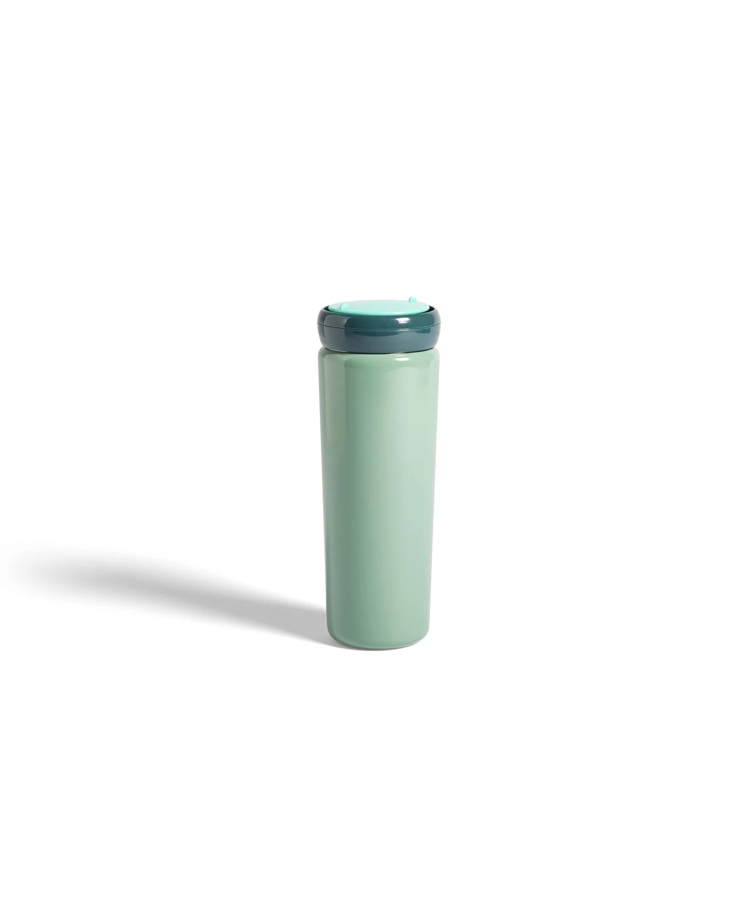 HAY Vaso Portátil Travel Cup 0.5l Mint 3 HAY Vaso Portátil Travel Cup 0.5l Mint