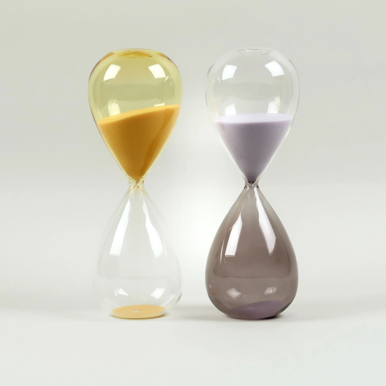 HAY Glass Sand Timer - Large - Light Yellow 8 HAY Glass Sand Timer - Large - Light Yellow