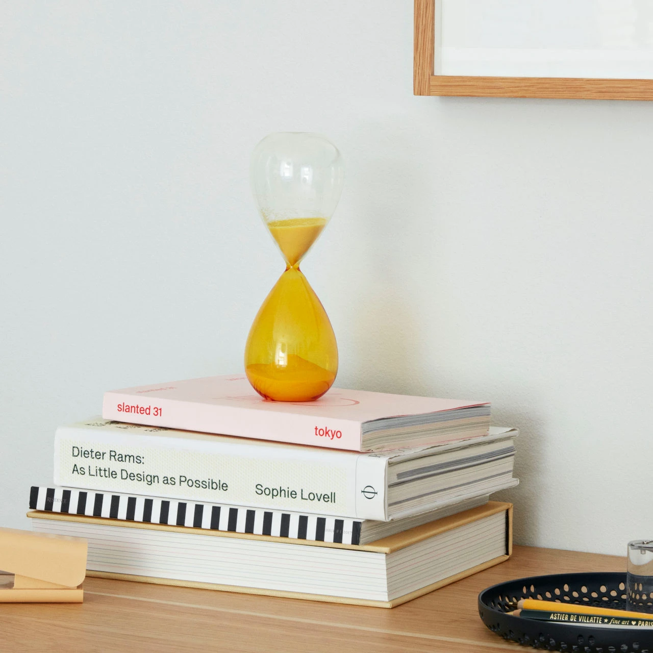 HAY Glass Sand Timer - Large - Light Yellow 10 HAY Glass Sand Timer - Large - Light Yellow