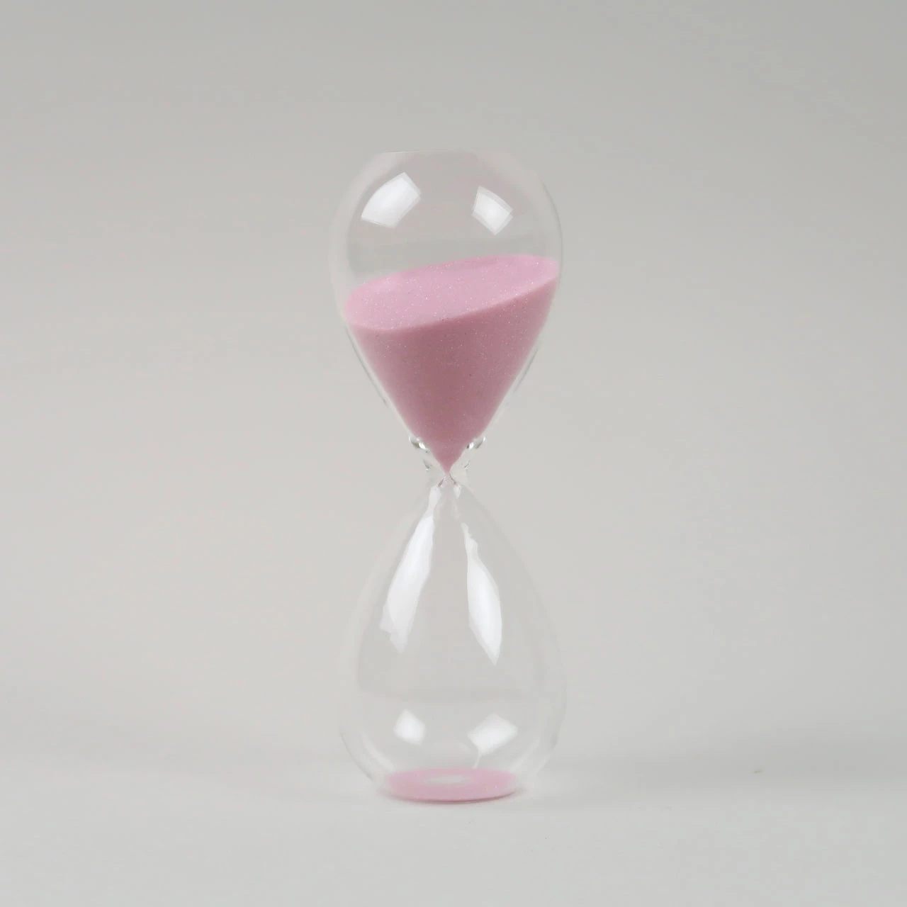HAY Sand Timer - Medium - Light Pink 4 HAY Sand Timer - Medium - Light Pink