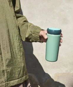 HAY Vaso Portátil Travel Cup 0.5l Mint