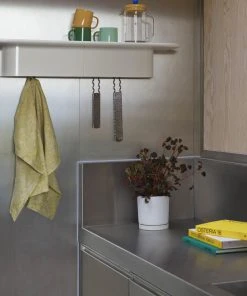 HAY French Press Brewer / 1 L (33 Oz) Clear 8 HAY French Press Brewer / 1 L (33 Oz) Clear